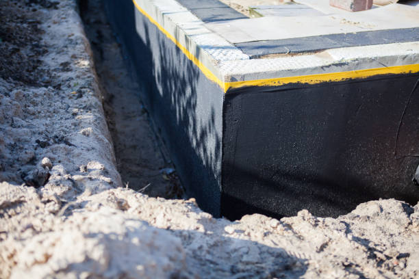 Professional Crawl Space Encapsulation technician working in Daviston, AL